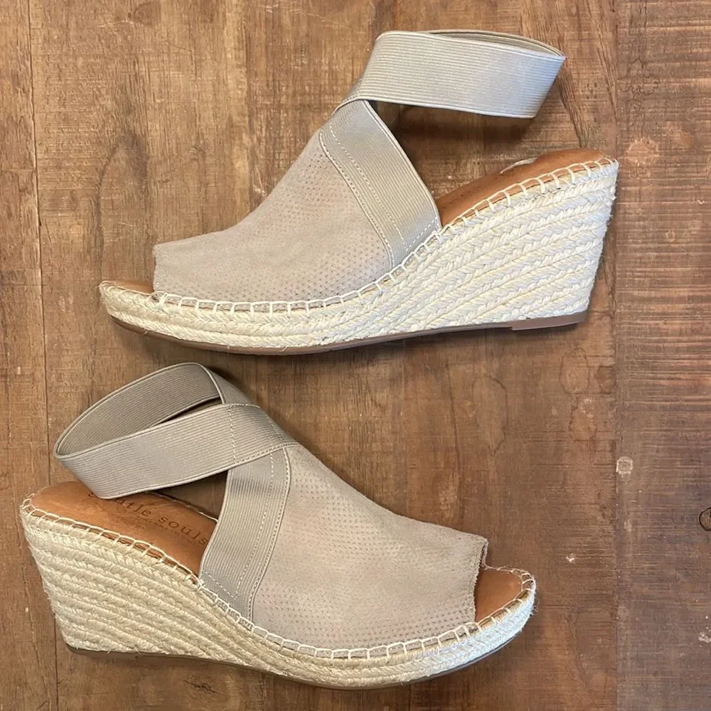 Gentle Souls by Kenneth Cole Colleen Espadrille Wedge Sandals Size 10
